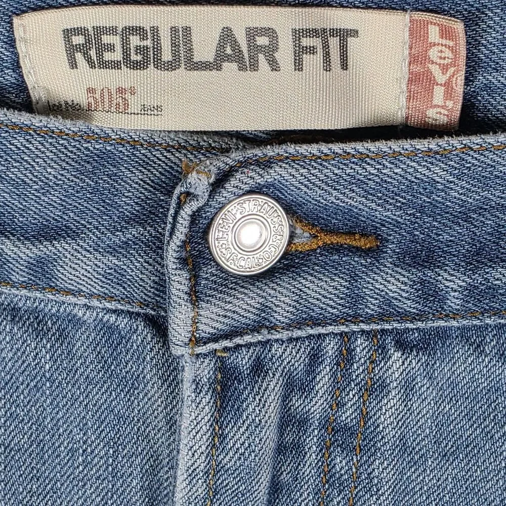 Levi’s 505 Light Blue Denim Regular Men's Red Tab Straight Jeans Size 42 X 30
